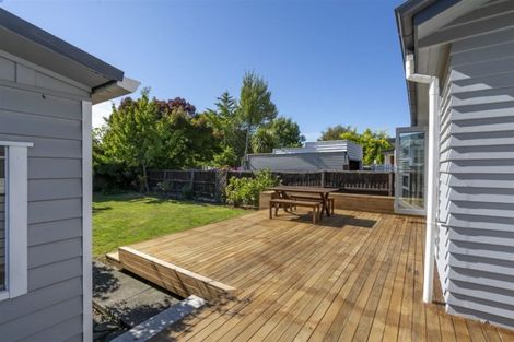 Photo of property in 70 Mayfield Avenue, Mairehau, Christchurch, 8013