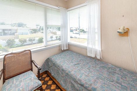 Photo of property in 46 Hadfield Crescent, College Estate, Whanganui, 4500