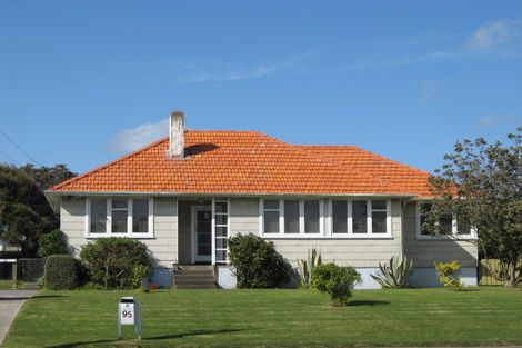 Photo of property in 95 Puriri Street, Gonville, Whanganui, 4501