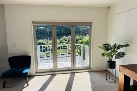 Photo of property in 1/17 Blackbridge Road, Wadestown, Wellington, 6012