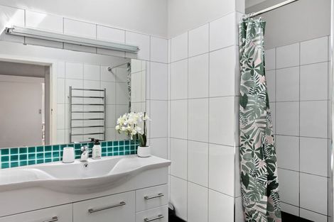 Photo of property in 28a Moana Road, Okitu, Gisborne, 4010