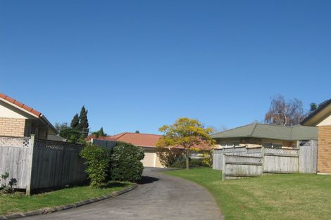 Photo of property in 36 Montilla Place, Manurewa, Auckland, 2102