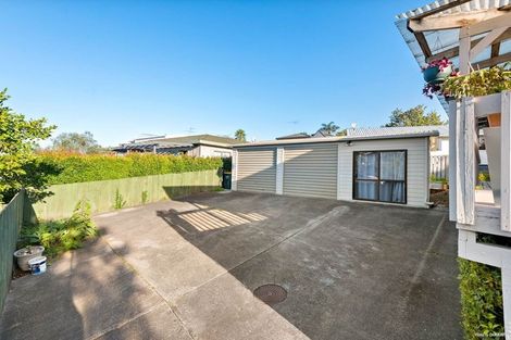 Photo of property in 29 Bellringer Road, Massey, Auckland, 0614