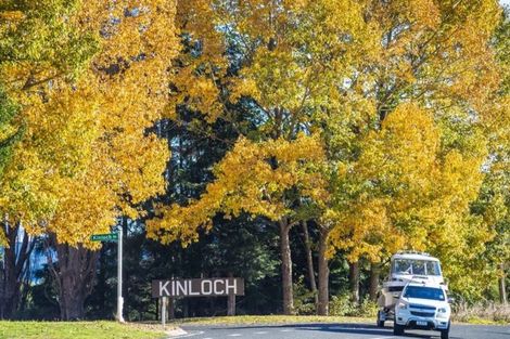 Photo of property in 2 Kahikatea Drive, Kinloch, Taupo, 3377