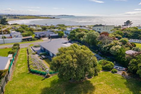 Photo of property in 9 Magdala Street, Kakanui, Oamaru, 9495