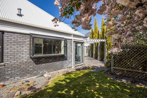Photo of property in 3 Pentonville Close, Westmorland, Christchurch, 8025