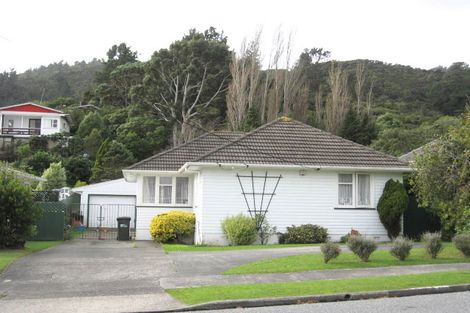 Photo of property in 61 Horoeka Street, Stokes Valley, Lower Hutt, 5019
