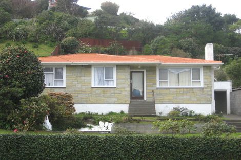 Photo of property in 25 Simons Street, Moturoa, New Plymouth, 4310