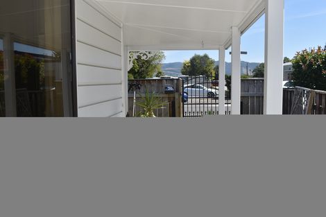 Photo of property in 194 High Street North, Carterton, 5713