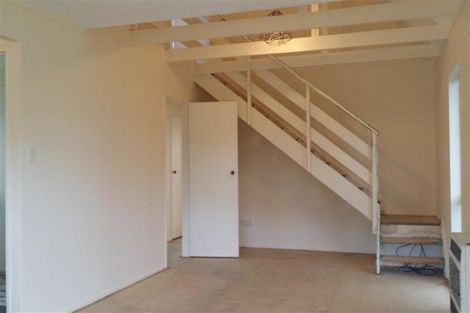 Photo of property in 27 Awamutu Grove, Waiwhetu, Lower Hutt, 5010