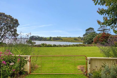 Photo of property in 420 Matakawau Road, Awhitu, Waiuku, 2684