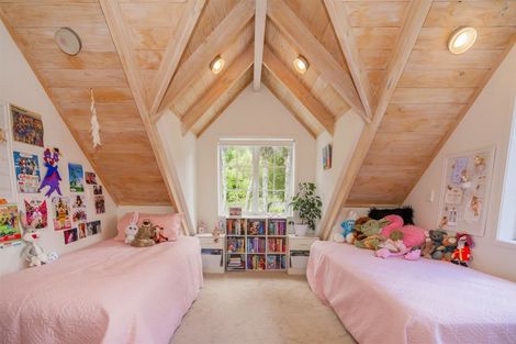 Photo of property in 68 Tarapatiki Drive, Whitianga, 3510