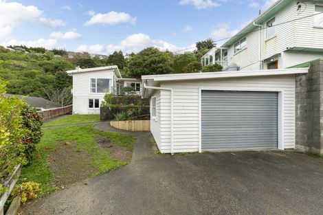 Photo of property in 67 Miramar North Road, Miramar, Wellington, 6022