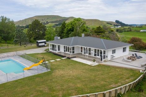 Photo of property in 1854 Dartmoor Road, Dartmoor, Napier, 4186