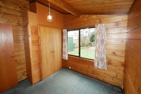 Photo of property in 8 Roband Crescent, Brown Owl, Upper Hutt, 5018