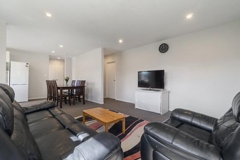 Photo of property in 2a Newham Place, Henderson, Auckland, 0612