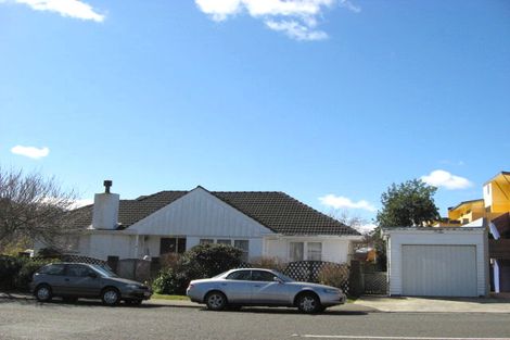 Photo of property in 2 Hatton Street, Karori, Wellington, 6012