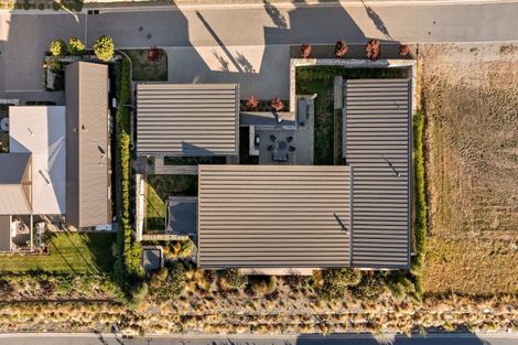 Photo of property in Meadowstone Alpha Series, 6 Petalite Lane, Wanaka, 9305