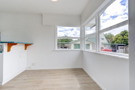 Photo of property in 37 Carrington Avenue, Hillcrest, Hamilton, 3216