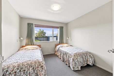 Photo of property in 9 Willowside Place, Amberley, 7410