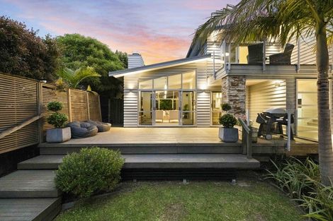 Photo of property in 9 Saint Maroun Rise, The Gardens, Auckland, 2105