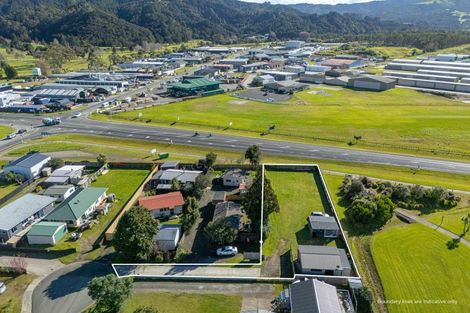 Photo of property in 15 Moewai Park Road, Whitianga, 3510