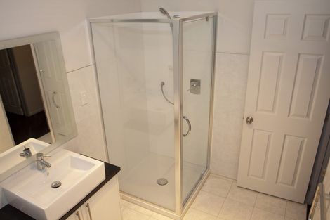 Photo of property in 33 Edgewood Way, Henderson, Auckland, 0612