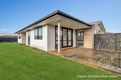 Photo of property in 80 Shillingford Boulevard, Rolleston, 7615