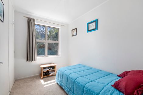 Photo of property in 1/412 East Coast Road, Sunnynook, Auckland, 0630