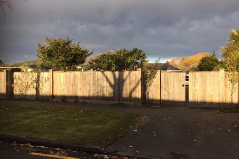 Photo of property in 3 Burnside Crescent, Burnside, Christchurch, 8053