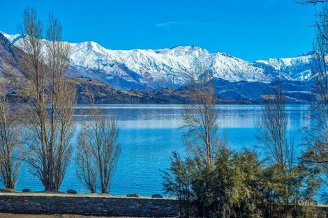 Photo of property in 335 Beacon Point Road, Wanaka, 9305