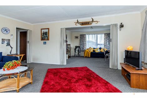 Photo of property in 5-5a Rugby Street, Waimate, 7924