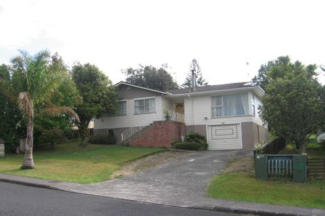 Photo of property in 33 Normanton Street, Glenfield, Auckland, 0629