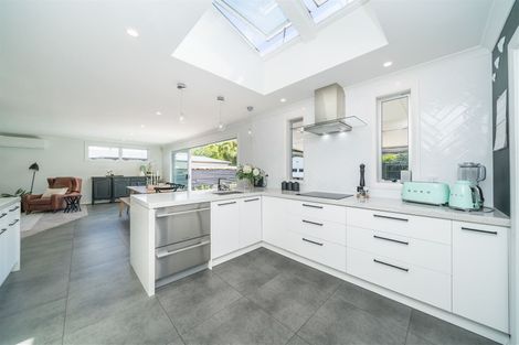 Photo of property in 467 Ruahine Street, Terrace End, Palmerston North, 4410