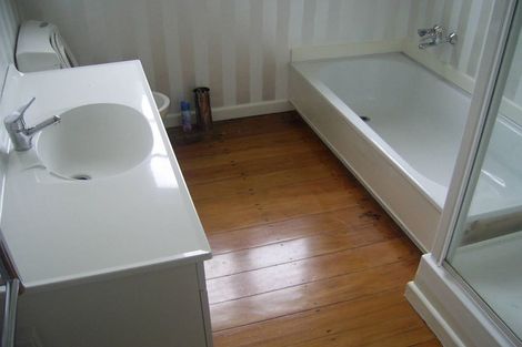 Photo of property in 116 Karori Road, Karori, Wellington, 6012