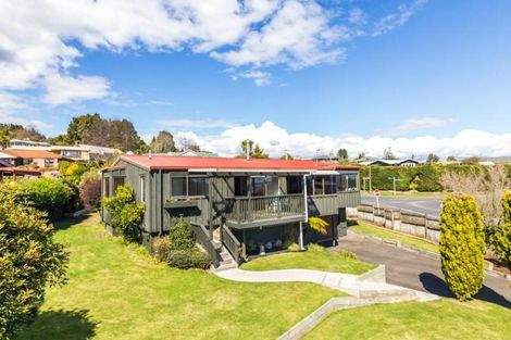 Photo of property in 68 Shepherd Road, Waipahihi, Taupo, 3330