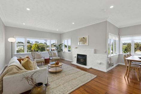 Photo of property in 41 Parker Avenue, New Lynn, Auckland, 0600