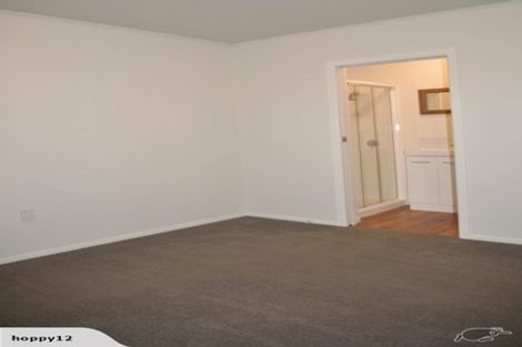 Photo of property in 20 Woodward Street East, Featherston, 5710