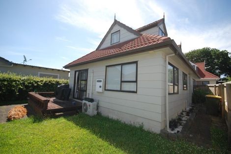 Photo of property in 1/30 Ngataringa Road, Devonport, Auckland, 0624