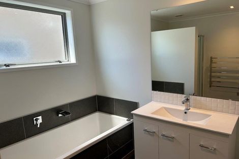 Photo of property in 8 Skylark Road, Hobsonville, Auckland, 0616