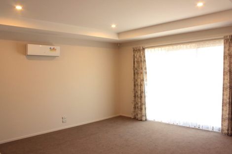 Photo of property in 2/5 Beatrice Place, Avonhead, Christchurch, 8042