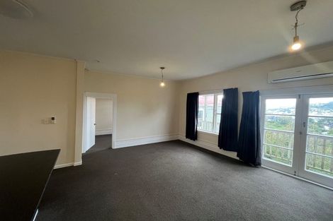 Photo of property in 72 Fairlie Terrace, Kelburn, Wellington, 6021