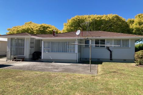 Photo of property in 74 Birmingham Street, Takaro, Palmerston North, 4412