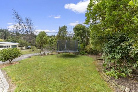 Photo of property in 393 Aokautere Drive, Aokautere, Palmerston North, 4471