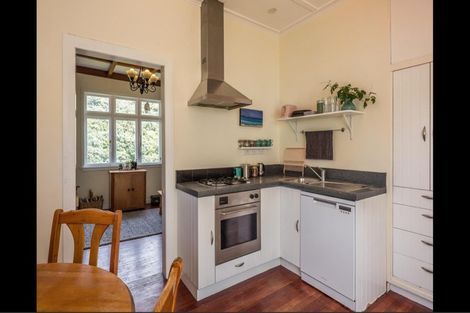 Photo of property in 175 Houghton Bay Road, Houghton Bay, Wellington, 6023