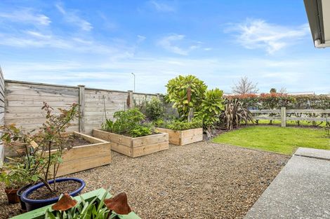 Photo of property in 1 Kia Kaha Drive, Snells Beach, 0920