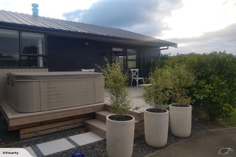 Photo of property in 4 Aaron Court, Paraparaumu Beach, Paraparaumu, 5032