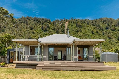 Photo of property in 57 New Road, Granity, 7823