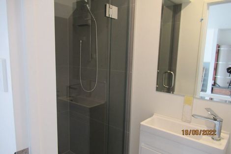 Photo of property in 77e Penrose Road, Mount Wellington, Auckland, 1060