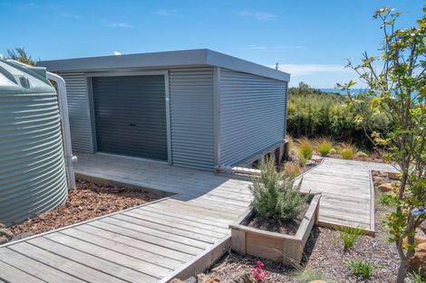 Photo of property in 116 Stratford Drive, Cable Bay, 0420